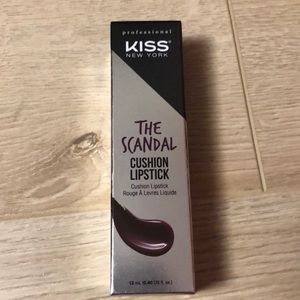 KISS New York The Scandal Cushion Lipstick